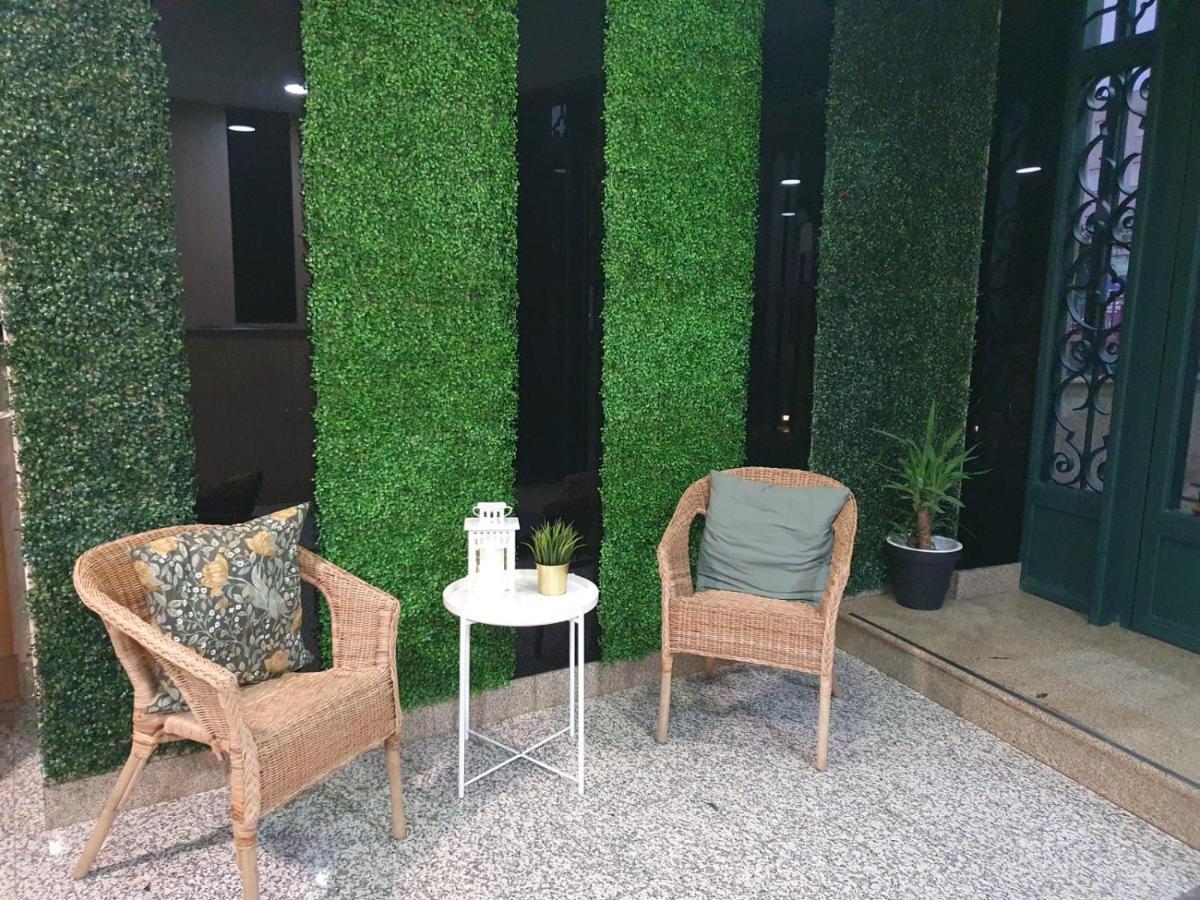 Hostal Fronton Alcobendas Kültér fotó