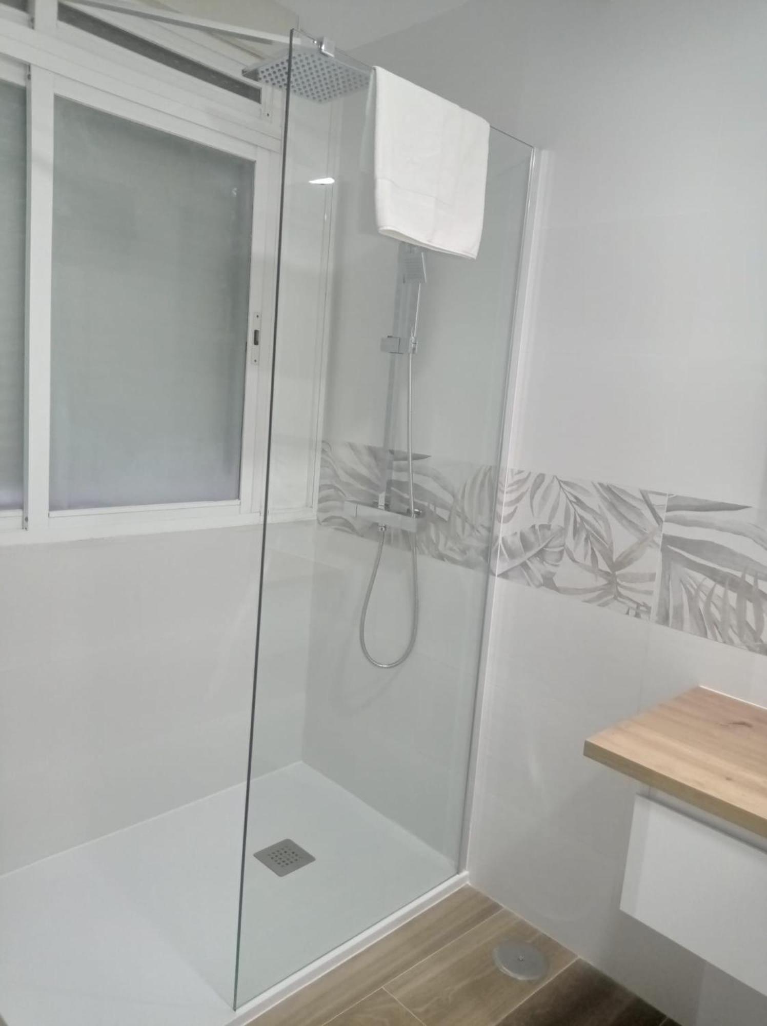 Hostal Fronton Alcobendas Kültér fotó